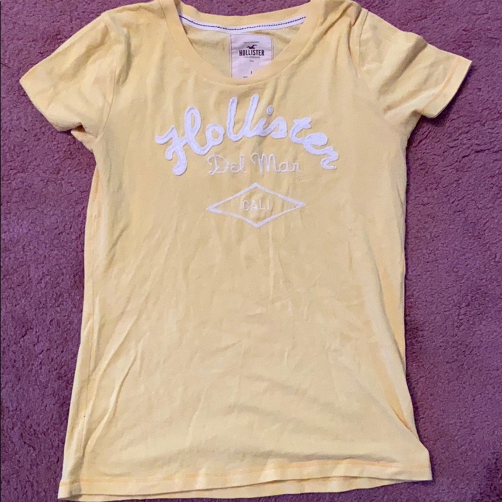 Hollister T-Shirt